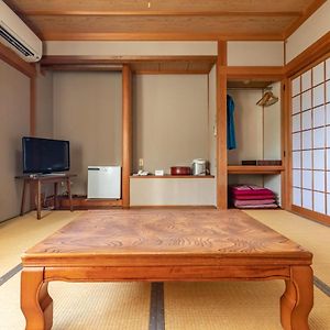 Japanese-Style Room